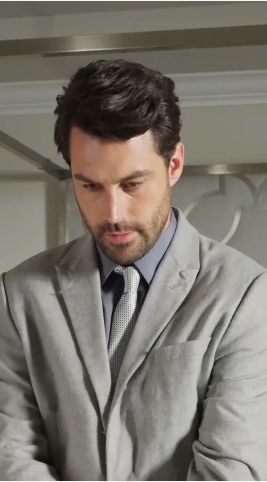 她藏起孕肚離職，禁欲上司急瘋了(全集)