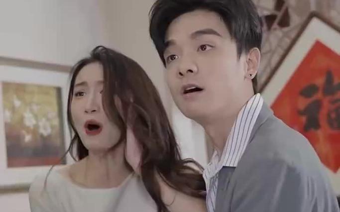 不裝了，腳踹渣男后我成了全球女戰(zhàn)神(全集)